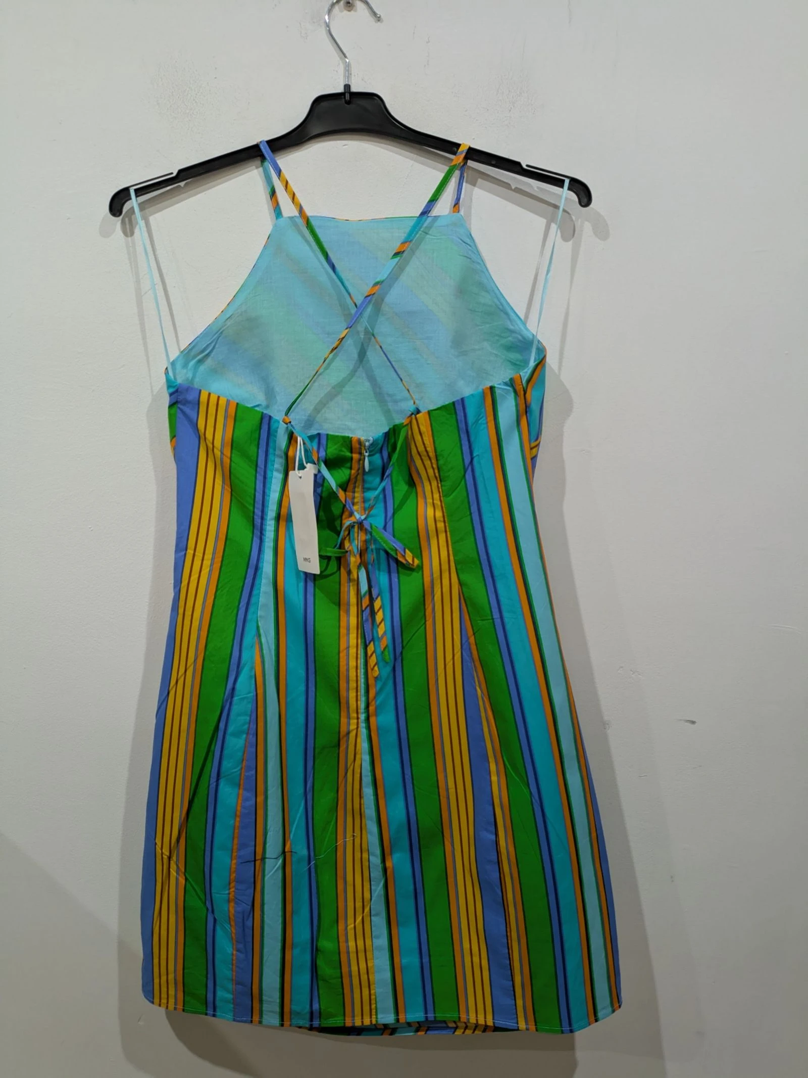 Dê cor ao seu guarda-roupa com este vestido curto ideal para o bom tempo! ☀️ Tamanho M da Mango – photo 7